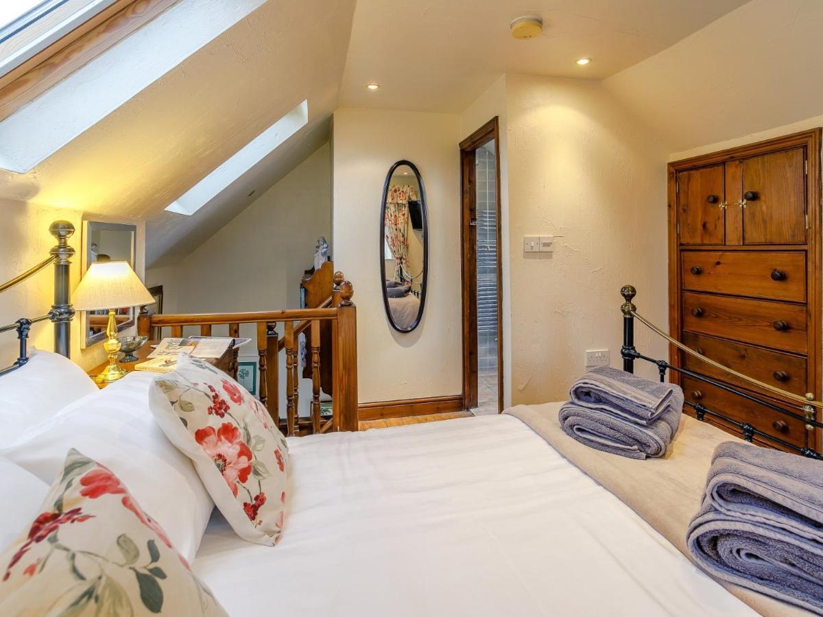 1 Bed In Fenny Bentley 80376 Vila Exterior foto
